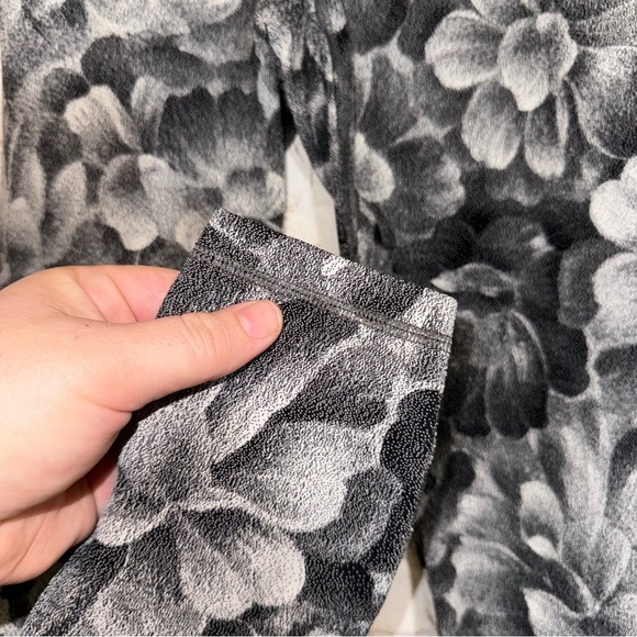 ATHLETA Elation Textured Tight, Size Small - Picture 5 of 9